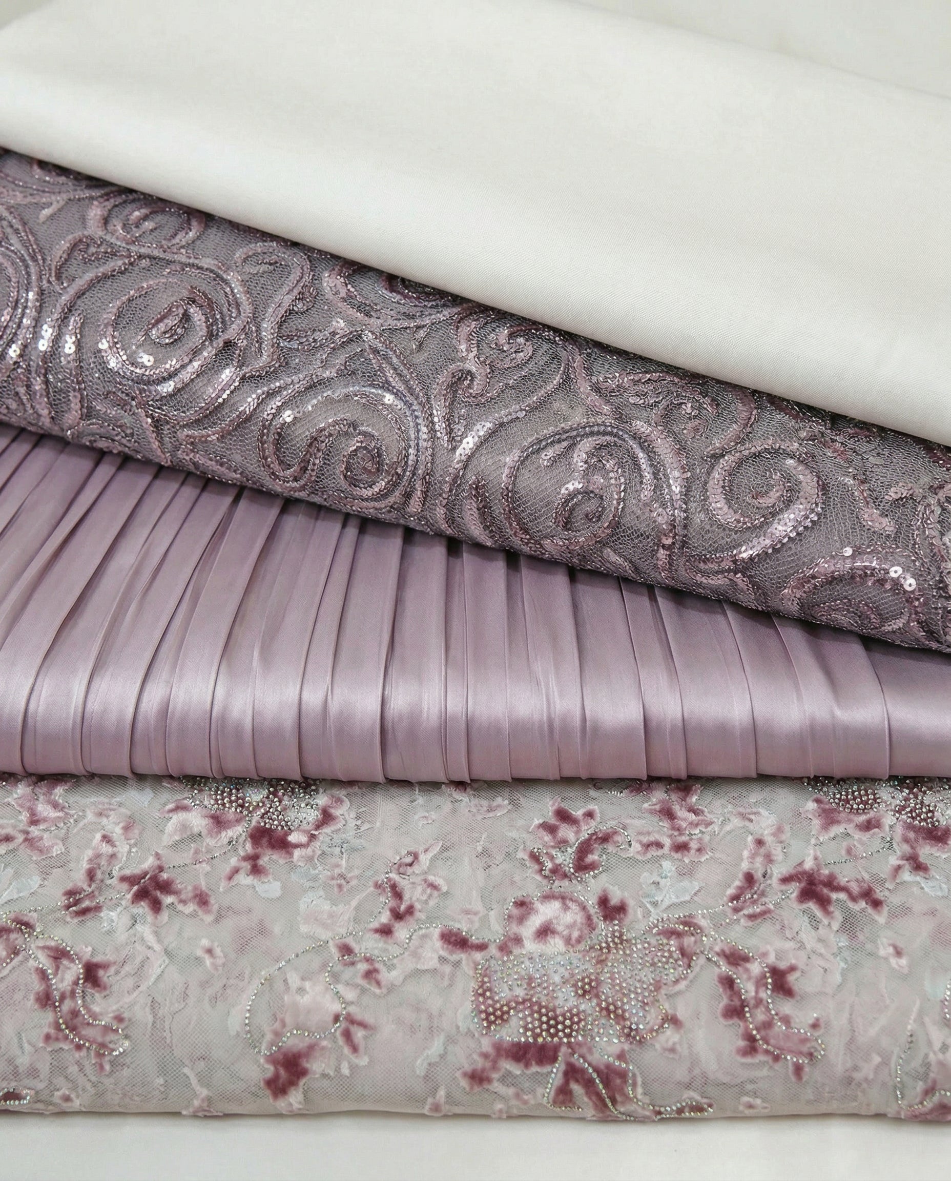 Royal Sakura Bridal Somali Bac Wayne Dirac Set in Cherry Blossom & Lilac (Bridal Excellence Collection)